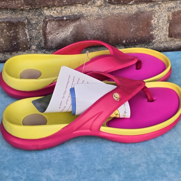 New Women's Slide Flip Flops Thong Sandals Sz 7 - Picture 4 of 10